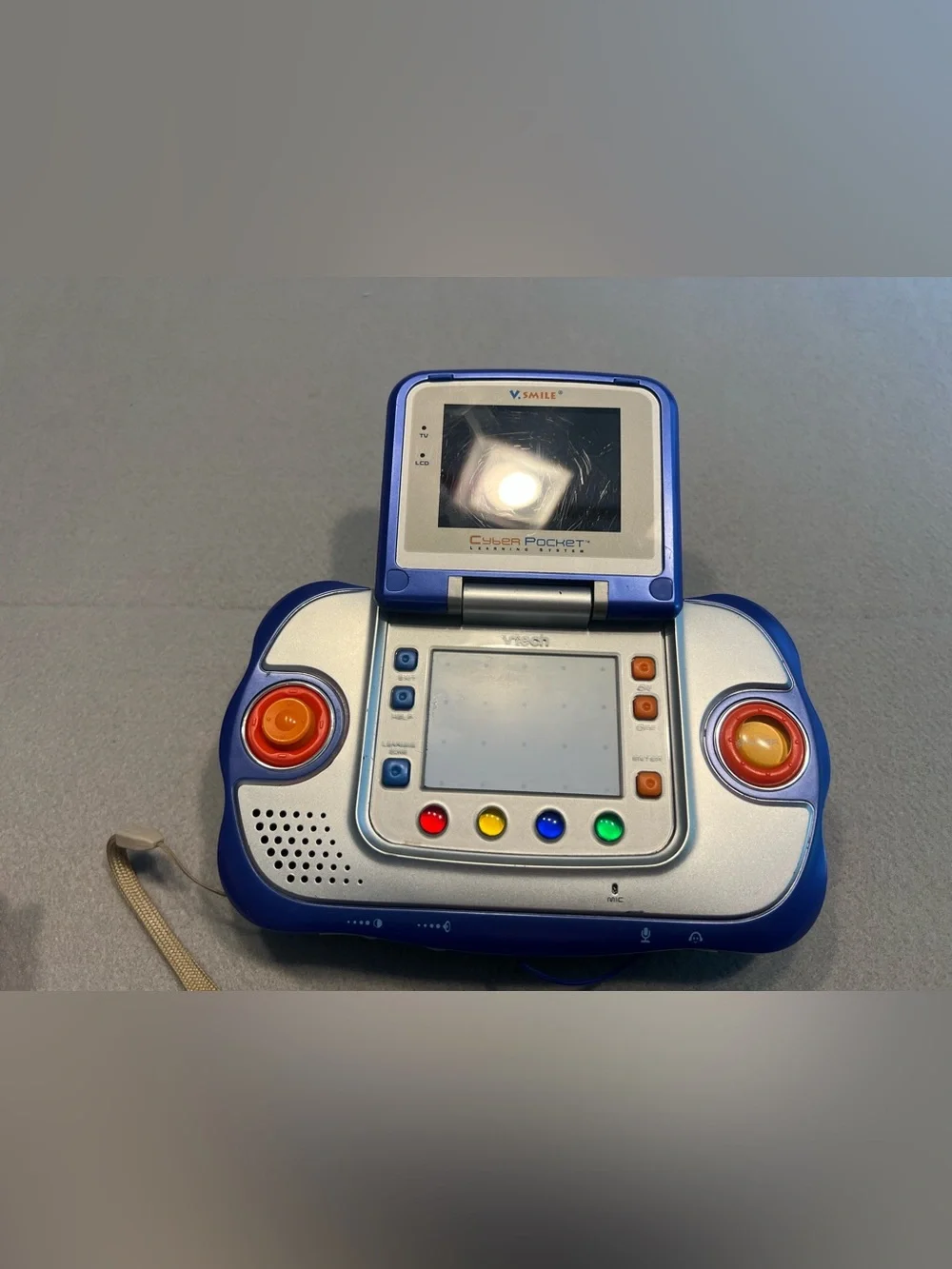 Vtech V Smile Pocket Learning System Set Of 2 Plus Games
